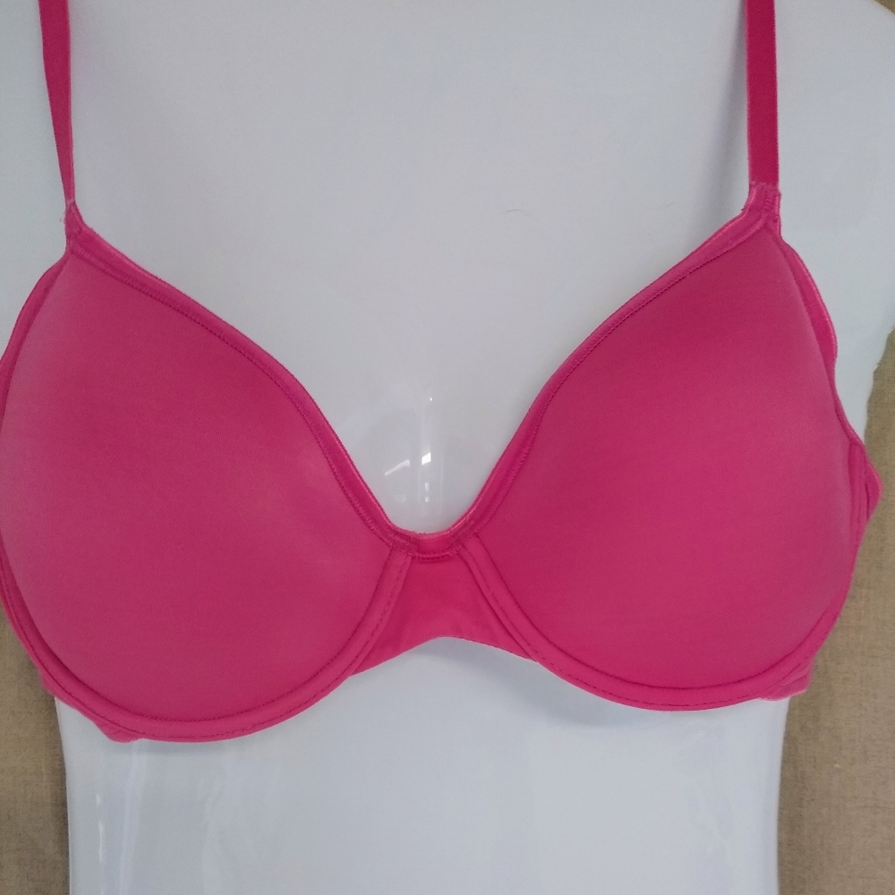 Victoria's Secret Body By Victoria Bra, Size 36B